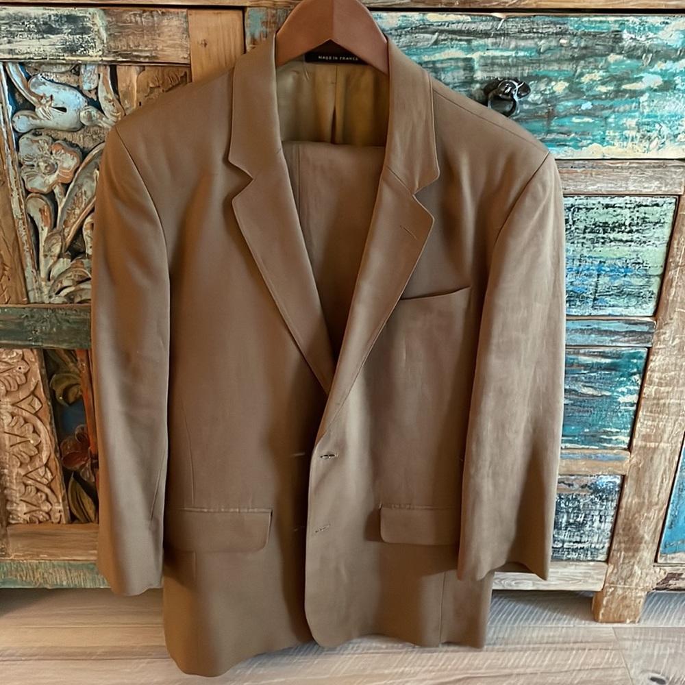 Agnes B Vintage Linen Suit. NWOT